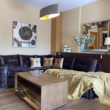 Saint Stephen's At Meteora 2 *